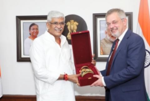 India-Russia Cultural Ties Strengthened in Bilateral Meeting at Shastri Bhawan