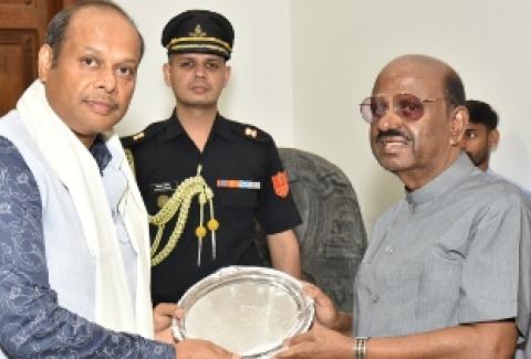 Visit of the Secretary of Culture to Raj Bhavan, Kolkata